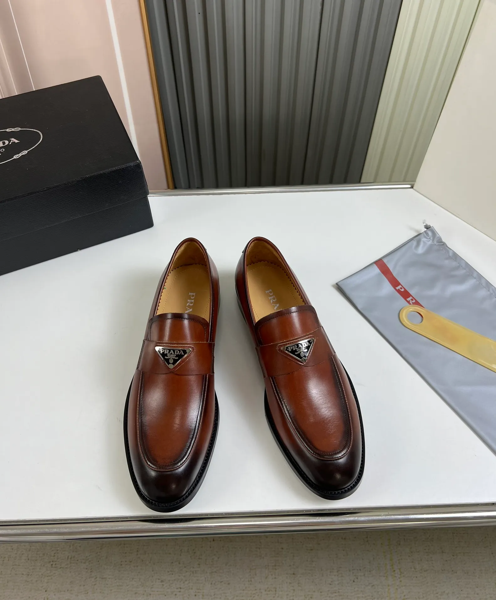 Men's shoes 💰520💰 Prada.PRADA men's business casual leather shoes, 1:1 shipment ⬆️Luxurious and noble 👞All imported original brand leather materials, just to create a more comfortable wearing experience, upper: original cowhide ➕Imported full cow lining, original outsole ✔️36-45 (45 non-returnable)